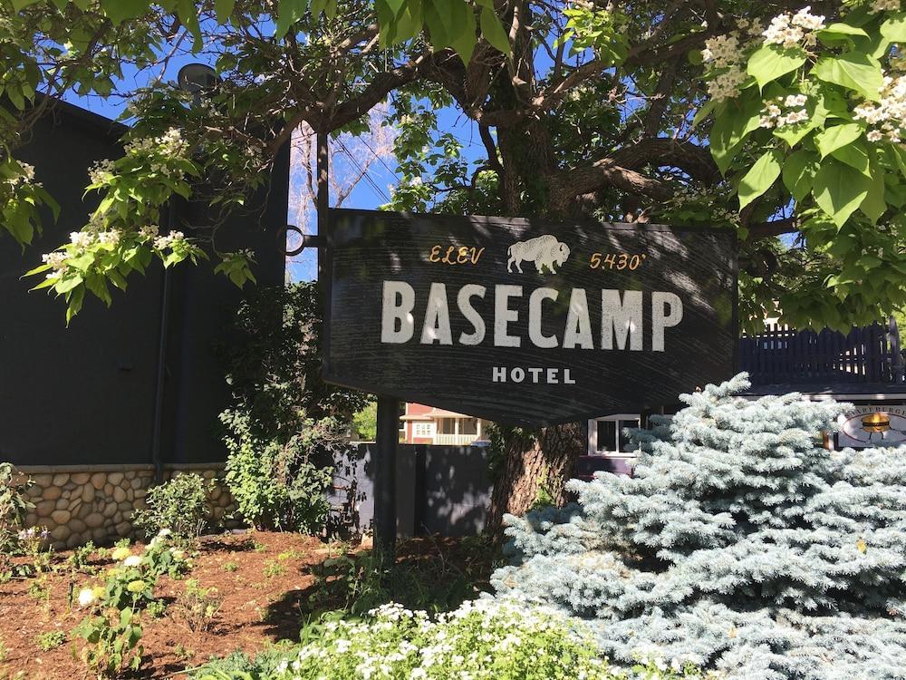 ホテル Basecamp ボウルダー エクステリア 写真
