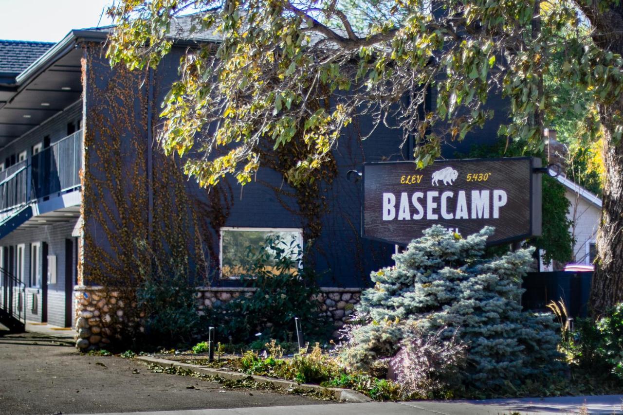 ホテル Basecamp ボウルダー エクステリア 写真